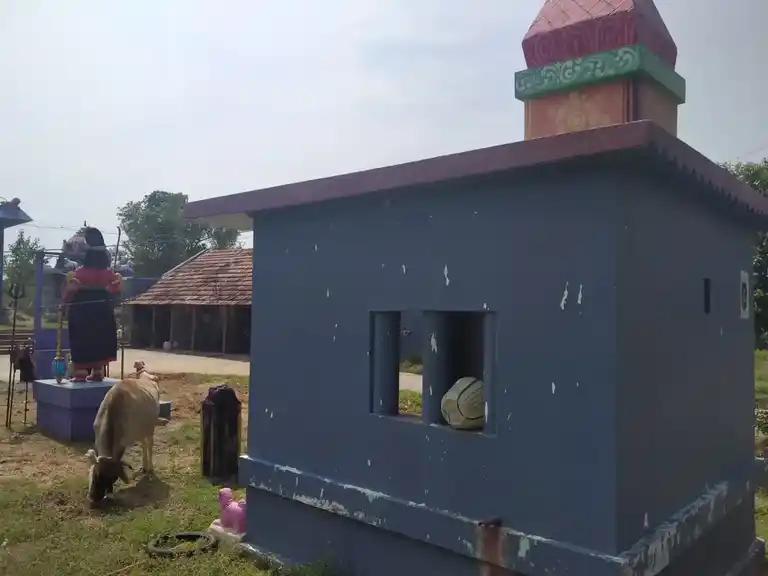 Arulmigu Rengakaruppusamy Temple, Ilaikadambur - 621719 அருள்மிகு ரெங்ககருப்பண்ணசுவாமி திருக்கோயில், Ilaikadambur - 621719, Ariyalur - Ancient Temple Architecture and History Image 3