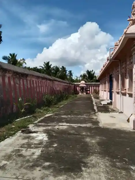 Arulmigu Renganatha Perumal Temple, Thirummakkottai - 614017 அருள்மிகு ரெங்கநாதபெருமாள் திருக்கோயில், திருமாக்கோட்டை - 614017, Thiruvarur - Ancient Temple Architecture and History Image 5