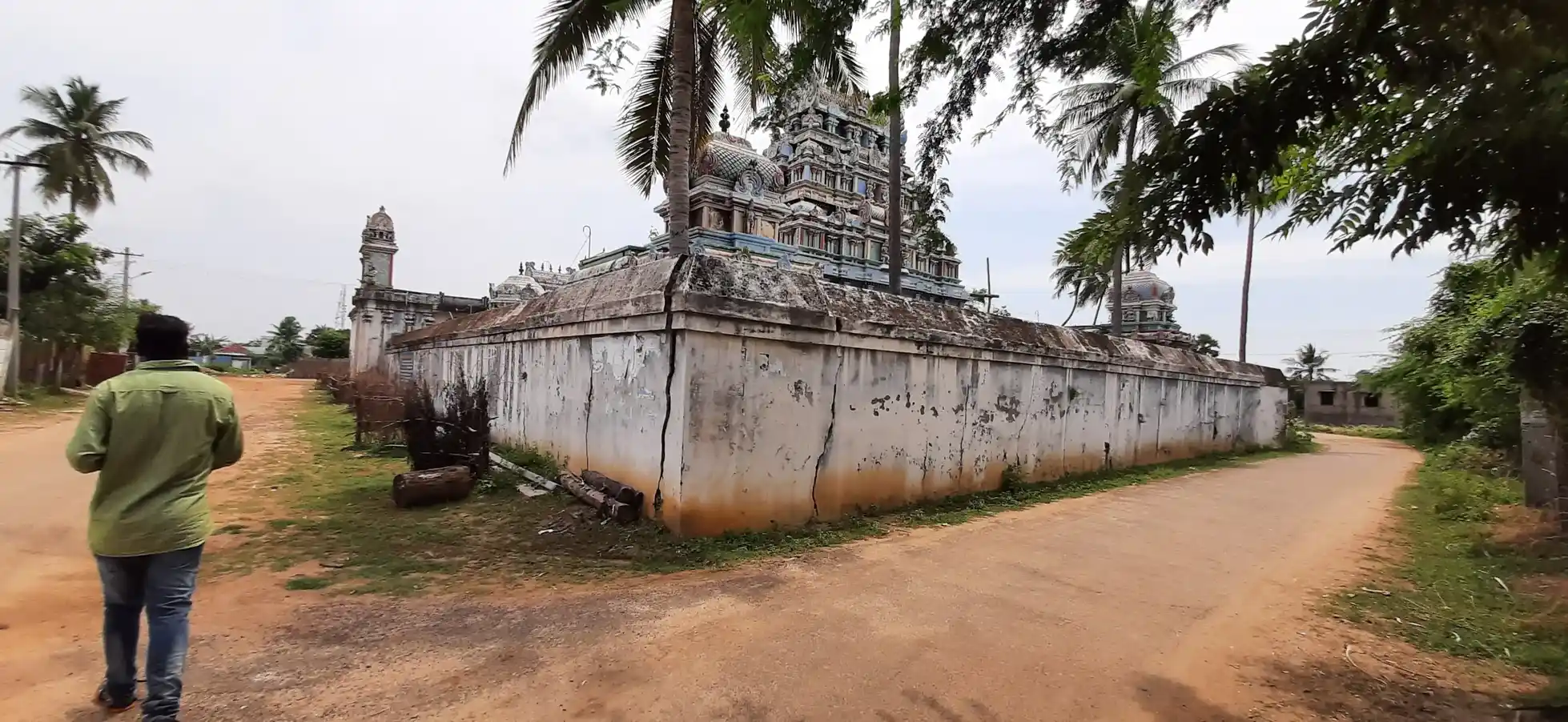 Arulmigu Renganathaperumal Temple, Adhirengam - 614716 அருள்மிகு ரெங்கநாதபெருமாள் திருக்கோயில், ஆதிரெங்கம் - 614716, Thiruvarur - Ancient Temple Architecture and History Image 2