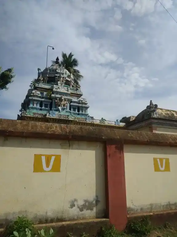Arulmigu Renganathaperumal Temple, Thiruvedavasal - 613703 அருள்மிகு ரெங்கநாதபெருமாள் திருக்கோயில், Thiruvedavasal - 613703, Thiruvarur - Ancient Temple Architecture and History Image 4