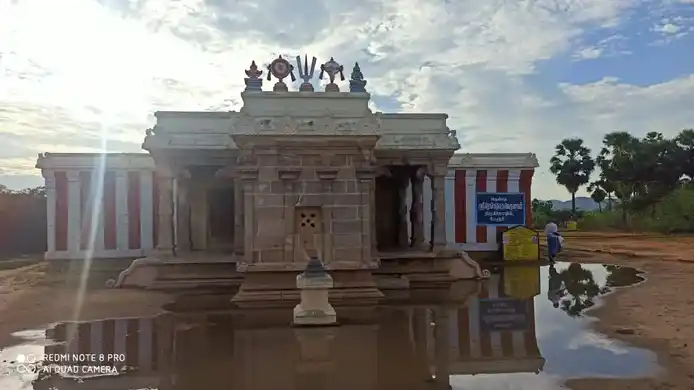 Arulmigu Rengaraja Perumal Temple, Perur - 628601 அருள்மிகு ரெங்கராஜ பெருமாள் திருக்கோயில், Perur - 628601, Thoothukudi - Ancient Temple Architecture and History Image 5