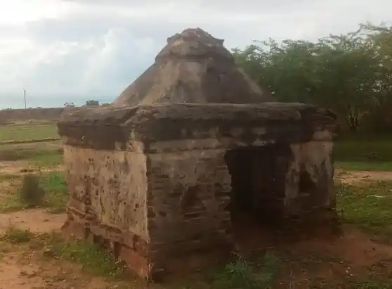 Arulmigu Rengasamy Temple, Melmandai - 628901 அருள்மிகு ரெங்கசாமி திருக்கோயில், Melmandai - 628901, Thoothukudi - Ancient Temple Architecture and History Image 2