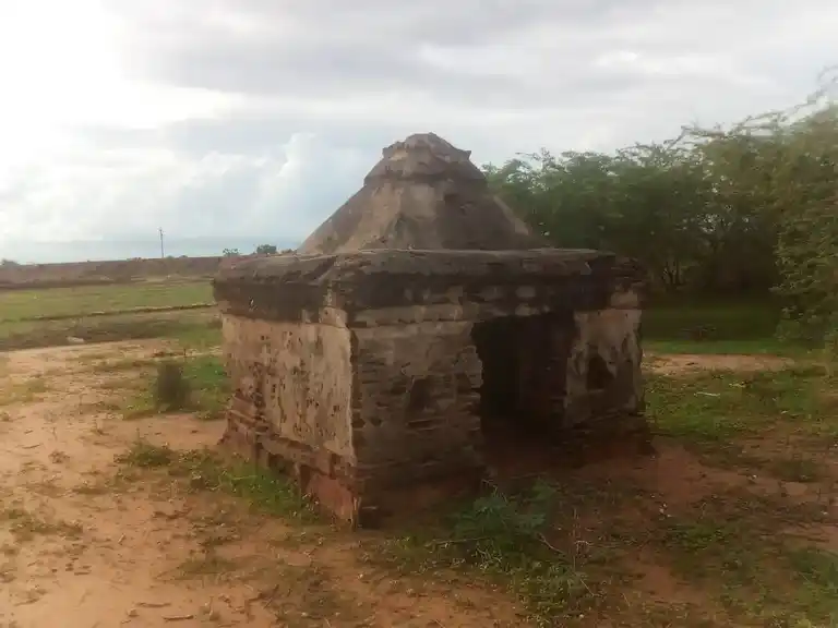 Arulmigu Rengasamy Temple, Melmandai - 628901 அருள்மிகு ரெங்கசாமி திருக்கோயில், Melmandai - 628901, Thoothukudi - Ancient Temple Architecture and History Image 4
