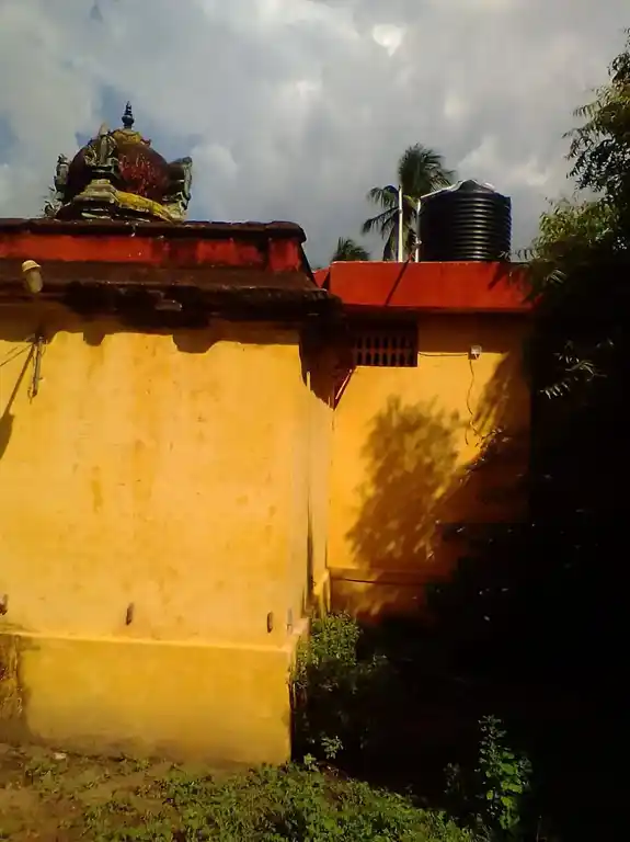Arulmigu Renkanatha Perumal Temple, Thiruppuvanam - 630611 Arulmigu Renkanatha Perumal Temple, Thiruppuvanam - 630611, Sivagangai - Ancient Temple Architecture and History Image 4