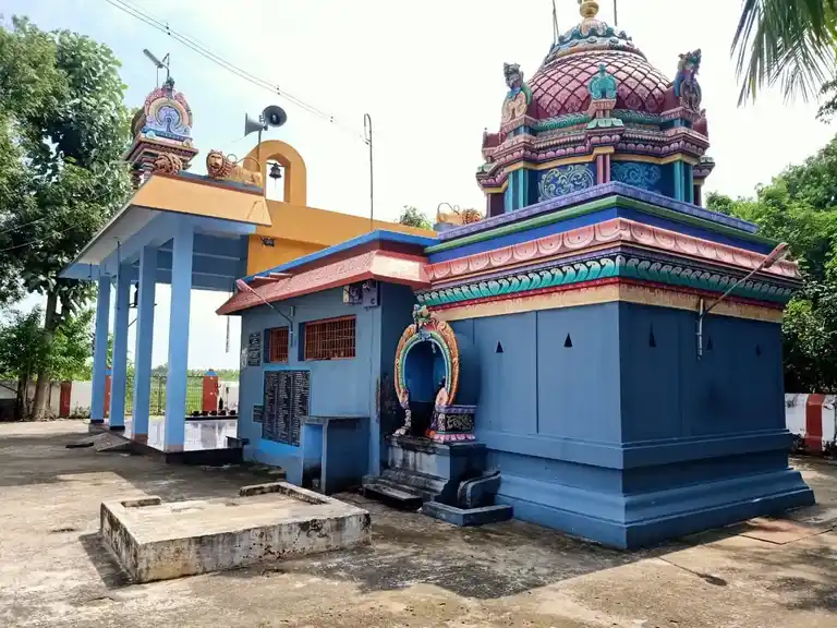 Arulmigu Renuga Parameshwariyamman Temple, Kodungal - 605755 அருள்மிகு ரேணுகாபரமேஸ்வரியம்மன் திருக்கோயில், Kodungal - 605755, Viluppuram - Ancient Temple Architecture and History Image 2
