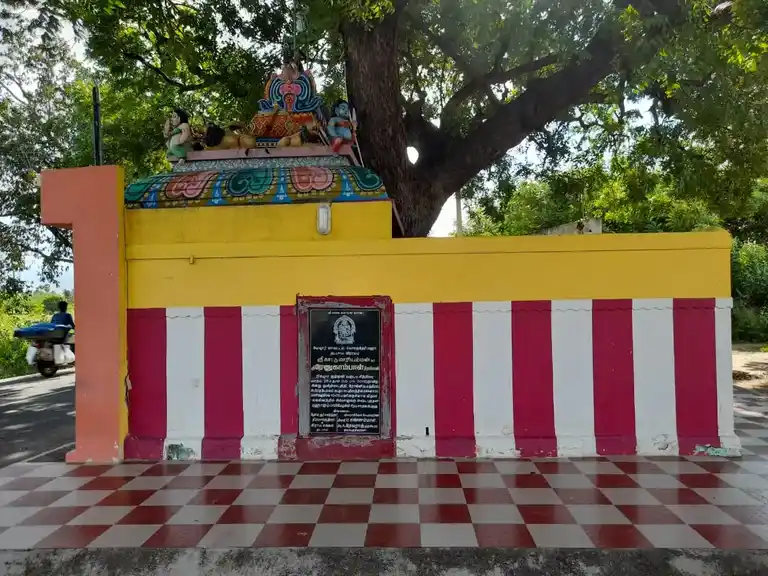 Arulmigu Renugammbal Temple, Nadabai, Velam - 632501 அருள்மிகு ரேணுகாம்பாள் திருக்கோயில், நாதாபாய், வேலம் - 632501, Ranipet - Ancient Temple Architecture and History Image 4
