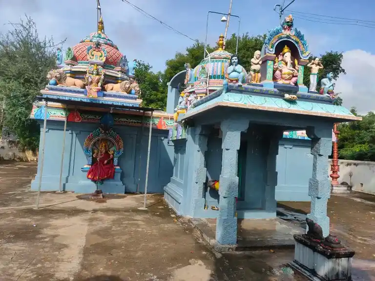 Arulmigu Renugaparameshwari Temple, Sirulaappattu - 607204 Temple