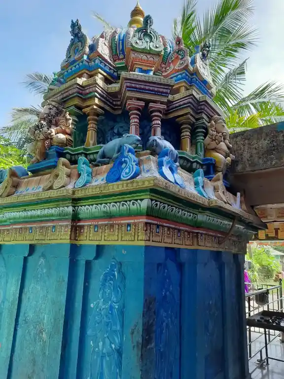 Arulmigu Rethinavinayagar Temple, Kandramanikkam, Kandramanikkam - 610107 அருள்மிகு ரெத்தினவிநாயகர் திருக்கோயில், Kandramanikkam, Kandramanikkam - 610107, Thiruvarur - Ancient Temple Architecture and History Image 2