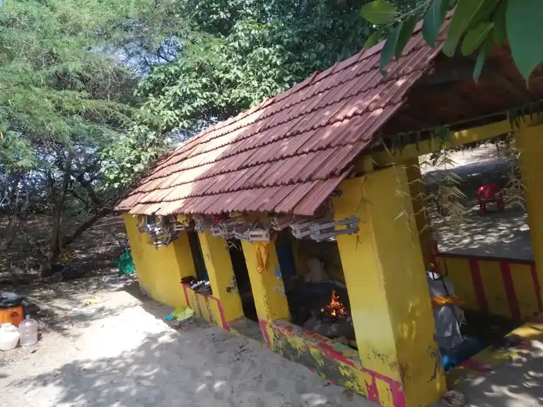 Arulmigu Rettai Thalai Muniyasamy Temple, Rameswaram - 623526 Arulmigu Rettai Thalai Muniyasamy Temple, Rameswaram - 623526, Ramanathapuram - Ancient Temple Architecture and History Image 4