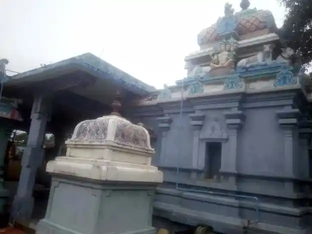 Arulmigu Rishipureeswarar Temple, Thiruvidaimaruthur - 612104