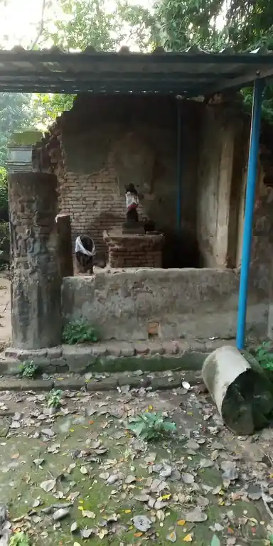 Arulmigu Rudharapatheeswarartemple, Vairavaniruppu, Kuthiyampettai - 609108 Temple