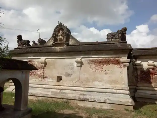 Arulmigu Rudravaleeswarar Temple, Pullambakkam - 603106 அருள்மிகு ருத்ரவாலீஸ்வரர் திருக்கோயில், புல்லம்பாக்கம் - 603106, Kancheepuram - Ancient Temple Architecture and History Image 4