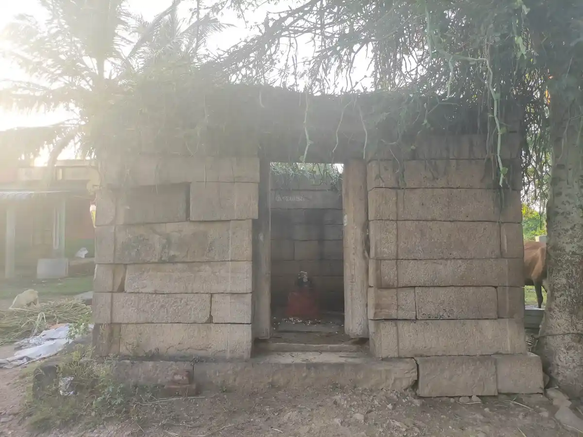 Arulmigu Ruthira Vinayagar Temple, Gullalagundu - 624201