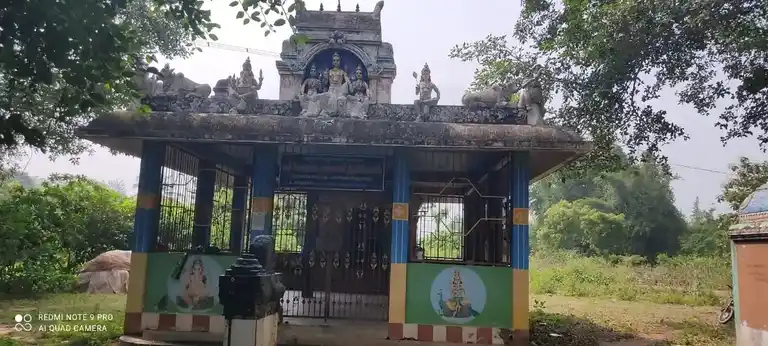 Arulmigu Ruthramoorthy Ayyanar Temple, Panayakkudi - 609203 அருள்மிகு ருத்திரமூர்த்தி அய்யனார் ஆலயம், பணையக்குடி - 609203, Mayiladuthurai - Ancient Temple Architecture and History Image 4