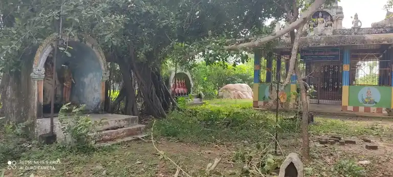 Arulmigu Ruthramoorthy Ayyanar Temple, Panayakkudi - 609203 அருள்மிகு ருத்திரமூர்த்தி அய்யனார் ஆலயம், பணையக்குடி - 609203, Mayiladuthurai - Ancient Temple Architecture and History Image 6