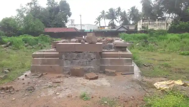 Arulmigu Ruthrapathy Niyanar Temple, Velangudi - 630203