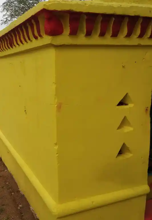 Arulmigu Saakiyamman Temple, Beerepalli - 635115 Arulmigu Saakiyamman Temple, Beerepalli - 635115, Krishnagiri - Ancient Temple Architecture and History Image 5