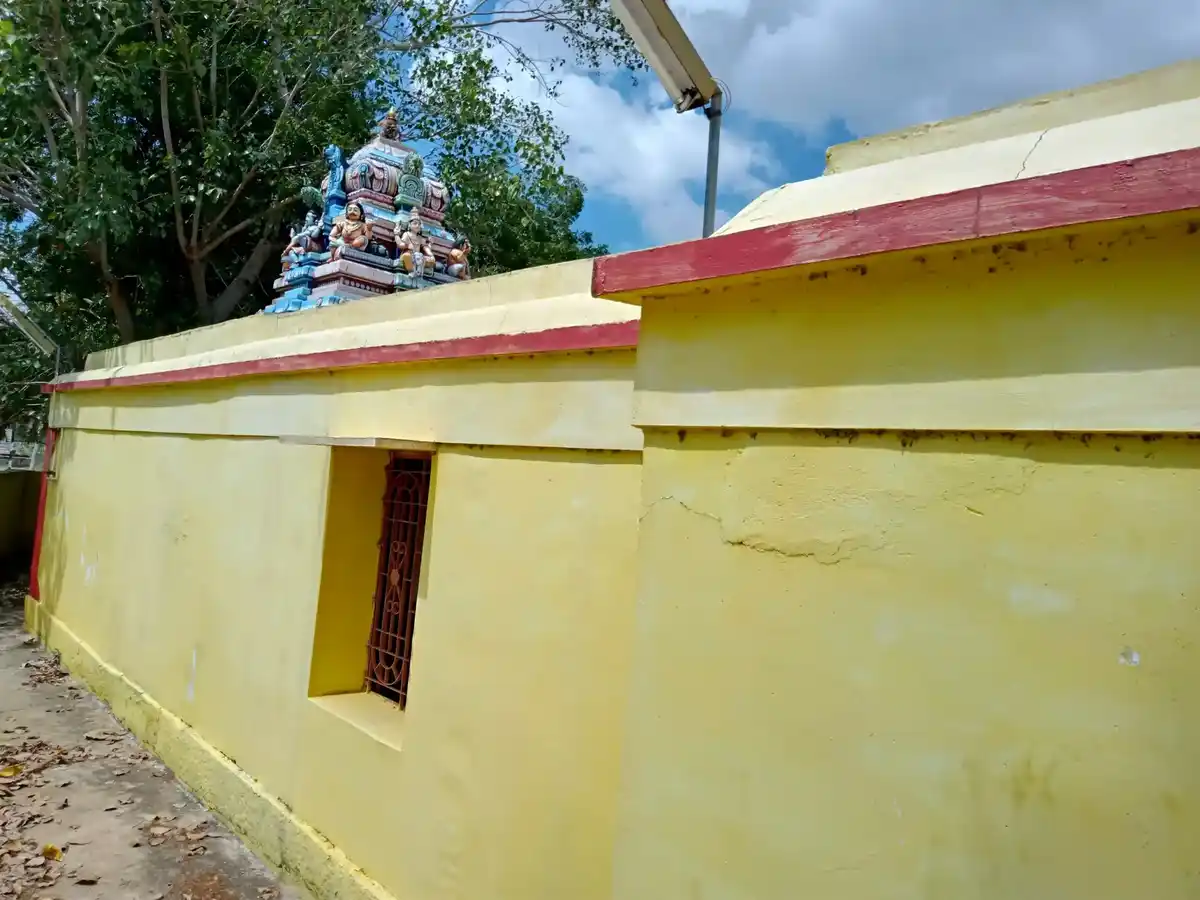 Arulmigu Saalaivarada Vinayagar Temple, Idaikal - 627421 அருள்மிகு சாலைவரதவிநாயகர் திருக்கோயில், இடைகால் - 627421, Tirunelveli - Ancient Temple Architecture and History Image 4