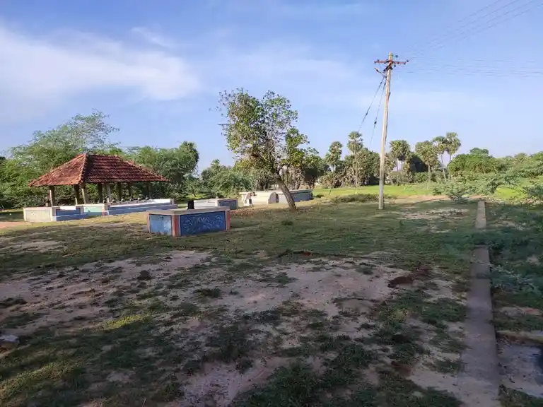 Arulmigu Saamban Temple, Aaalappiranthaan - 622202 அருள்மிகு சாம்பான் திருக்கோயில், Aaalappiranthaan - 622202, Pudukkottai - Ancient Temple Architecture and History Image 3