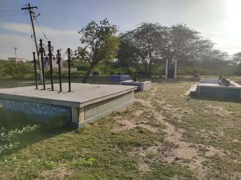 Arulmigu Saamban Temple, Aaalappiranthaan - 622202 அருள்மிகு சாம்பான் திருக்கோயில், Aaalappiranthaan - 622202, Pudukkottai - Ancient Temple Architecture and History Image 4