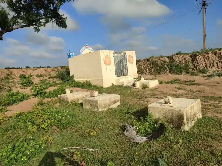Arulmigu Saamban Temple, Kulatthur - 614622 அருள்மிகு சாம்பான் திருக்கோயில், Kulatthur - 614622, Pudukkottai - Ancient Temple Architecture and History Image 2