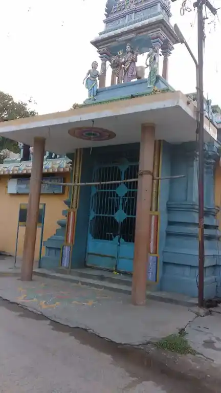 Arulmigu Saamundeeswari Temple, Avalurpettai - 604201 Temple