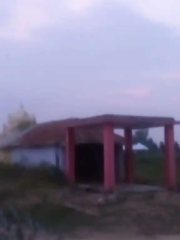 Arulmigu Saanthamaperumal Temple, Balakrishnapuram - 624005 Arulmigu Saanthamaperumal Temple, Balakrishnapuram - 624005, Dindigul - Ancient Temple Architecture and History Image 9