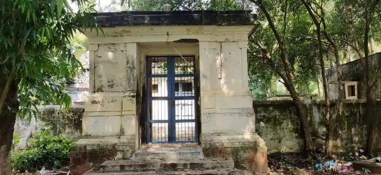 Arulmigu Sabapatheeswarar And Gobalakrishanaperumal Temple, Kozhikuthi - 609003