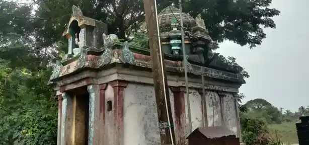 Arulmigu Sachithanandha Pillaiyar Temple, Oorukudi - 609401 அருள்மிகு சச்சிதானந்த பிள்ளையார் திருக்கோயில்,  - 609401, Mayiladuthurai - Ancient Temple Architecture and History Image 3