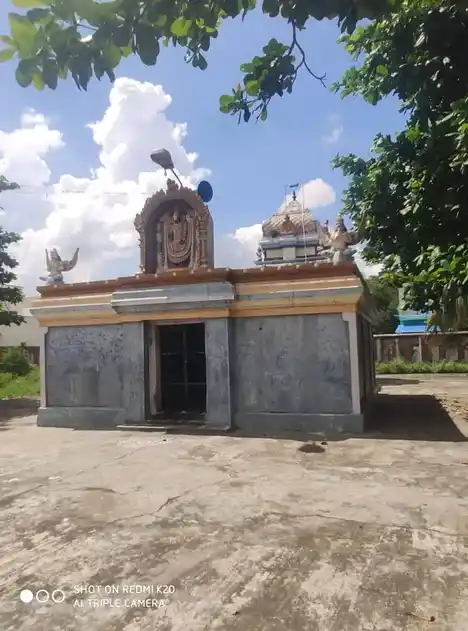 Arulmigu Sadhurveda Narayanaperumal Temple, Koilmadhimangalam - 606906 Temple
