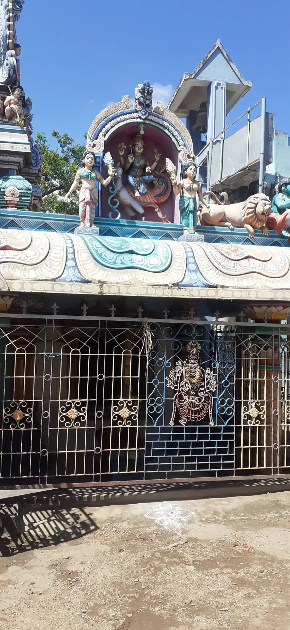 Arulmigu Sadhurvedha Vinayagar Temple, Needamangalam - 614404 அருள்மிகு சதுர்வேத விநாயகர் மற்றும் மாரியம்மன் திருக்கோயில், நீடாமங்கலம் - 614404, Thiruvarur - Ancient Temple Architecture and History Image 2
