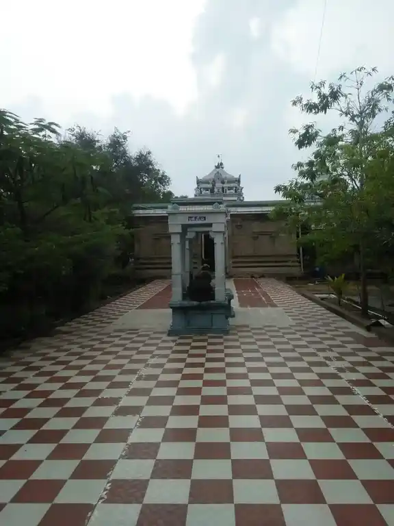 Arulmigu Sagala Theerthamudaiyar Temple, Theerthandathanam - 623409 அருள்மிகு சகல தீர்த்தமுடையார் திருக்கோயில்,  - 623409, Ramanathapuram - Ancient Temple Architecture and History Image 4