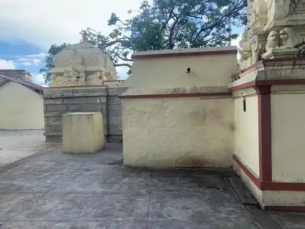 Arulmigu Sahareeswarar Temple, Tiruttani - 631209 அருள்மிகு சஹரீஸ்வரர் திருக்கோயில், திருத்தணி - 631209, Tiruvallur - Ancient Temple Architecture and History Image 2