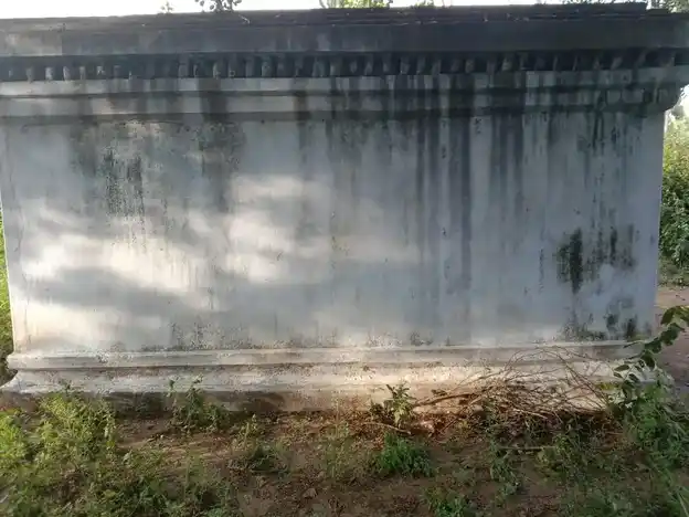 Arulmigu Sakiamman Temple, V.Madhepalli, Polupalli - 635115 அருள்மிகு சாக்கியம்மன் திருக்கோயில், V.Madhepalli, Polupalli - 635115, Krishnagiri - Ancient Temple Architecture and History Image 3