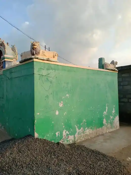 Arulmigu Sakka Nachiamman Temple, Kottai Bairava Halli - 636704 அருள்மிகு சாக்க நாச்சியம்மன் திருக்கோயில், Kottai Bairava Halli - 636704, Dharmapuri - Ancient Temple Architecture and History Image 4