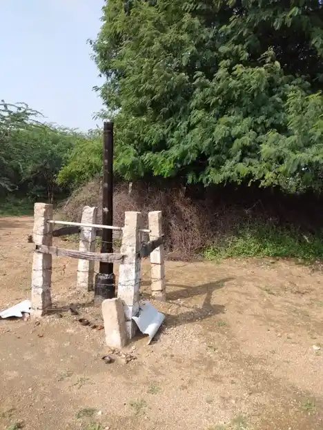 Arulmigu Sakkadeviyamman Temple, Kakkivadanpatti, Kakkivadanpatti - 626124 அருள்மிகு சக்கதேவி அம்மன் திருக்கோயில், காக்கிவாடன்பட்டி, காக்கிவாடன்பட்டி கிராமம் - 626124, Virudhunagar - Ancient Temple Architecture and History Image 2