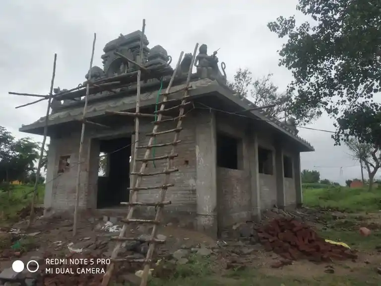 Arulmigu Sakkanachiamman Temple, Vellalappatti - 635202 Arulmigu Sakkanachiamman Temple, Vellalappatti - 635202, Dharmapuri - Ancient Temple Architecture and History Image 2