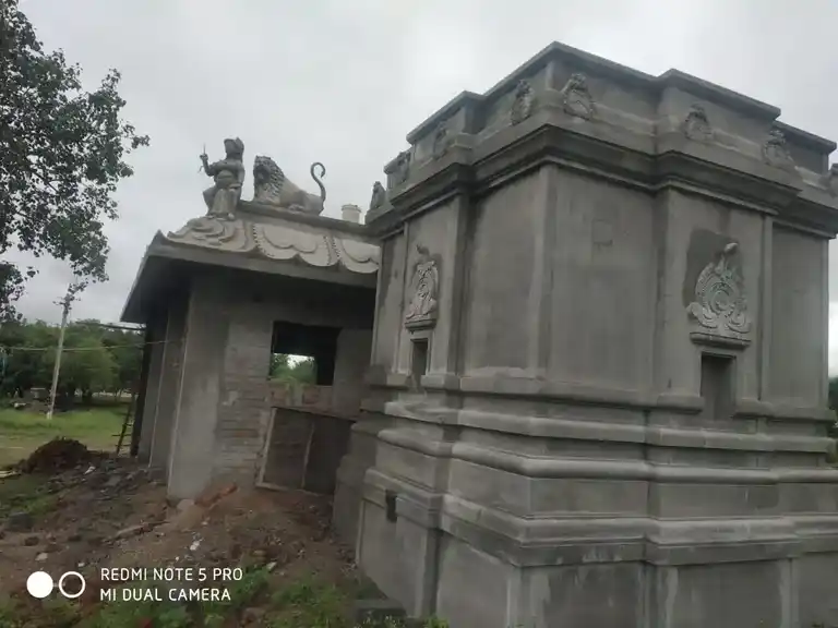 Arulmigu Sakkanachiamman Temple, Vellalappatti - 635202 Arulmigu Sakkanachiamman Temple, Vellalappatti - 635202, Dharmapuri - Ancient Temple Architecture and History Image 5