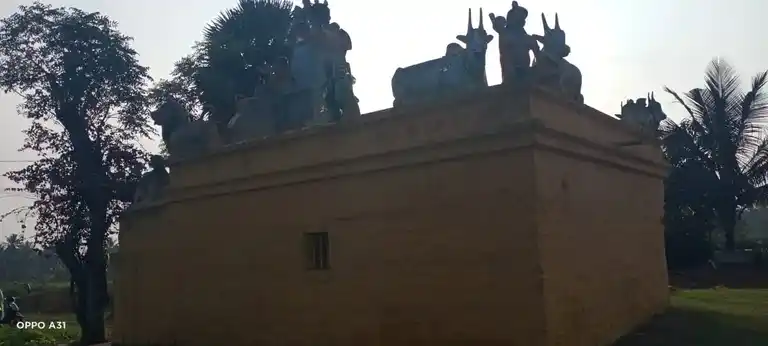 Arulmigu Sakkiyamman Temple, Nallakanakothapalli - 635117 அருள்மிகு சாக்கியம்மன் திருக்கோயில், Nallakanakothapalli - 635117, Krishnagiri - Ancient Temple Architecture and History Image 2