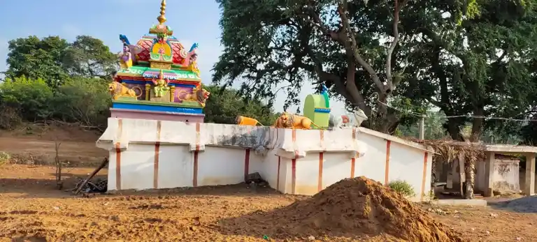 Arulmigu Sakkiyamman Temple, Sembarsanapalli - 635117 அருள்மிகு சாக்கியம்மன் திருக்கோயில், Sembarsanapalli - 635117, Krishnagiri - Ancient Temple Architecture and History Image 7