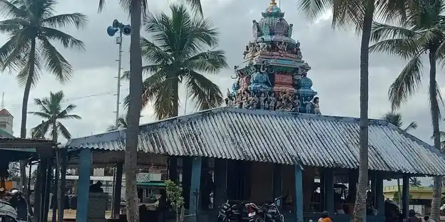 Arulmigu Sakthi Mariamman Temple, Vengipalayam, Sankari - 637304 அருள்மிகு சக்தி மாரியம்மன் திருக்கோயில், Vengipalayam, Sankari - 637304, Salem - Ancient Temple Architecture and History Image 4
