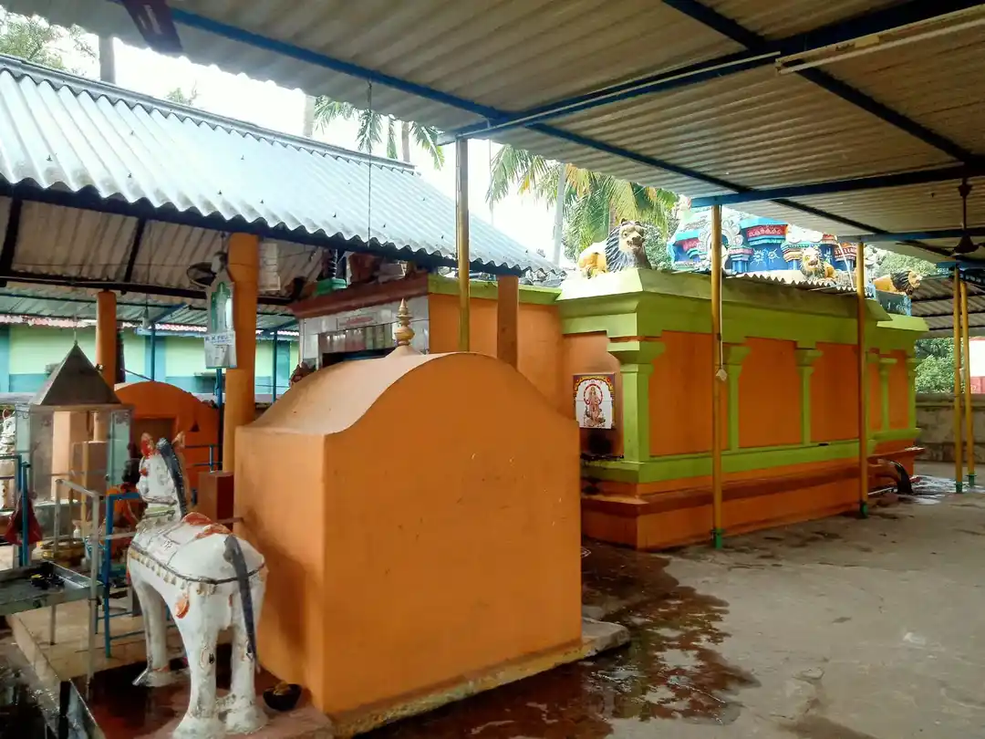 Arulmigu Sakthi Mariyamman Temple, Mo.Vannanjsoor - 606213 அருள்மிகு சக்திமாரியம்மன் திருக்கோயில், Mo.Vannanjsoor - 606213, Kallakurichi - Ancient Temple Architecture and History Image 4