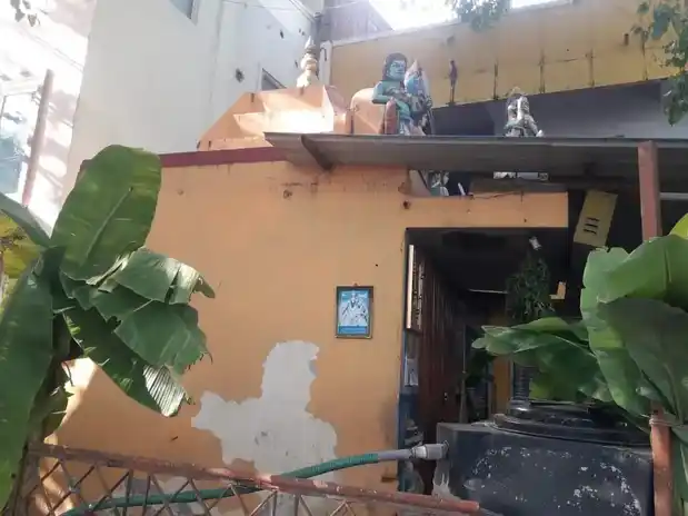 Arulmigu Sakthi Muthu Maariamman Temple, Ramnagar, Gandhipuram - 641012 அருள்மிகு சக்திமுத்து மாரியம்மன் திருக்கோயில், ராம்நகர், காந்திபுரம், கோவை வடக்கு வட்டம், கோயம்புத்தூர் - 641012, Coimbatore - Ancient Temple Architecture and History Image 4