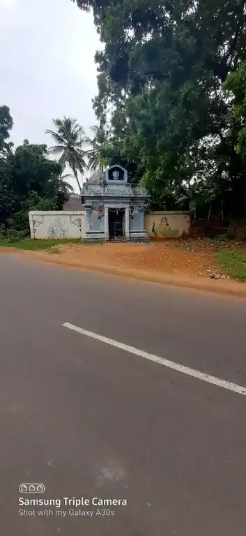 Arulmigu Sakthi Pillaiyar Temple, Radhanallur - 609202 அருள்மிகு சக்திபிள்ளையார் திருக்கோயில், Radhanallur - 609202, Mayiladuthurai - Ancient Temple Architecture and History Image 2