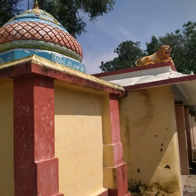 Arulmigu Sakthi Sokkuthai Mutharasu Amman Temple, Edumbanmalai - 624601