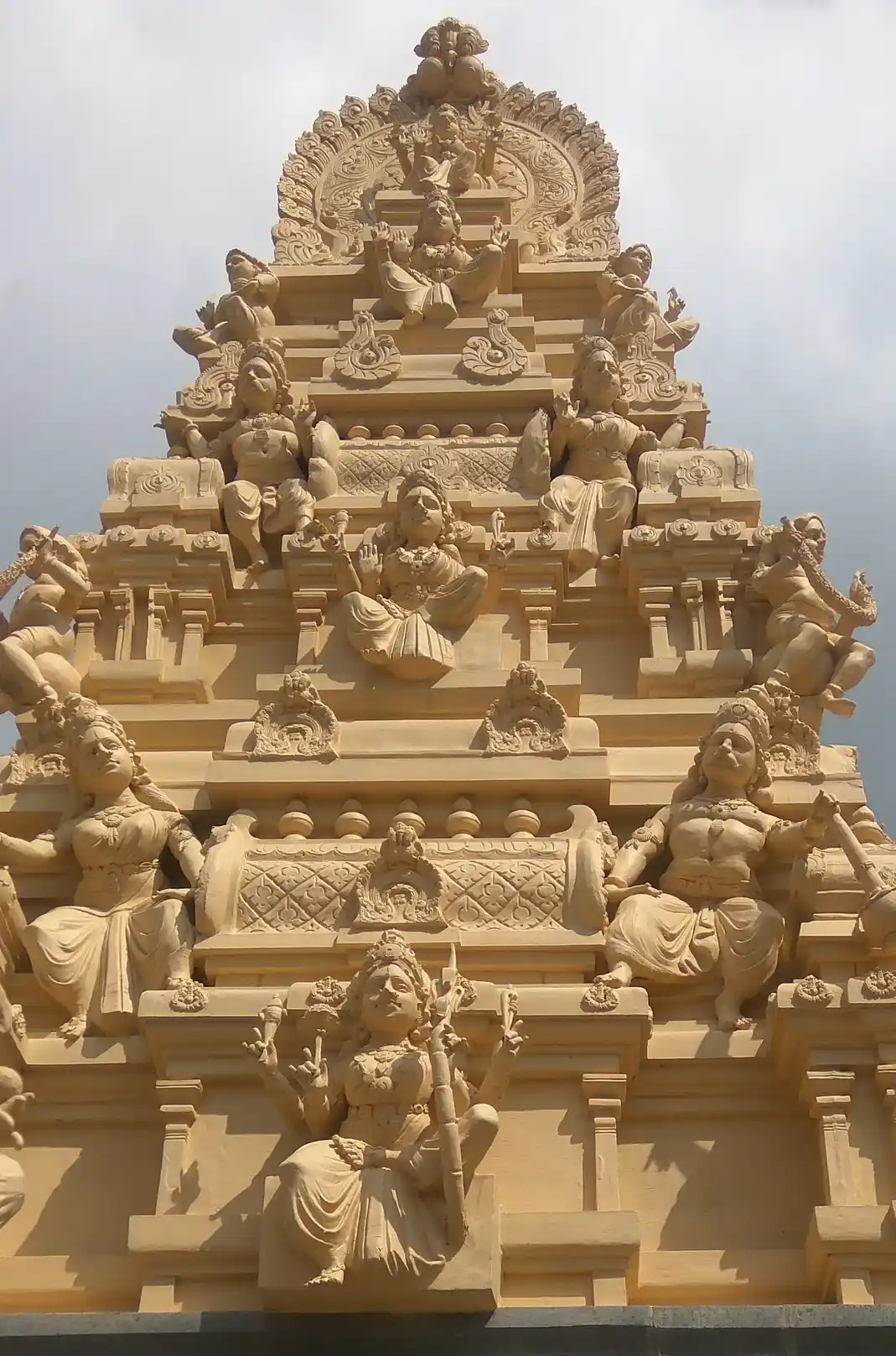 Arulmigu Sakthi Vinayagar Mariamman Temple, Chennimalai, Chennimalai - 638051 அருள்மிகு சக்திவிநாயகர், மாரியம்மன் திருக்கோயில், சென்னிமலை, Chennimalai - 638051, Erode - Ancient Temple Architecture and History Image 4