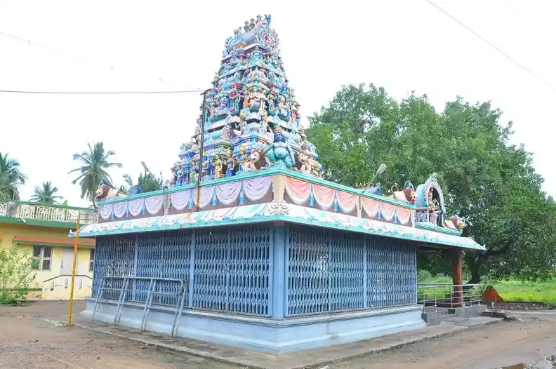 Arulmigu Sakthimariamman Temple, Kunjandiyur - 636401 Arulmigu Sakthimariamman Temple, Kunjandiyur - 636401, Salem - Ancient Temple Architecture and History Image 7