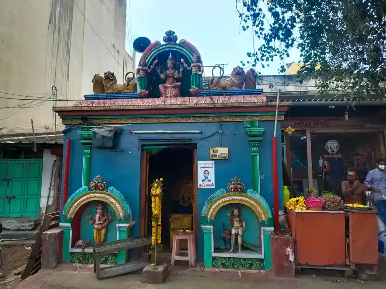 Arulmigu Sakthimuthu Mariamman Temple, Gandhipuram, Coimbatore - 641012 அருள்மிகு சக்திமுத்து மாரியம்மன் திருக்கோயில், Gandhipuram, Coimbatore - 641012, Coimbatore - Ancient Temple Architecture and History Image 3