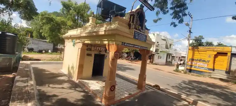 Arulmigu Salai Madam Thanneer Pandal Arulmigu Vinayagar Temple, Mudukkumindanpatti - 628503 அருள்மிகு சாலைமடம் தண்ணீர் பந்தல் அருள்மிகு விநாயகர் திருக்கோயில், Mudukkumindanpatti - 628503, Thoothukudi - Ancient Temple Architecture and History Image 5