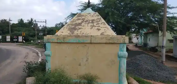 Arulmigu Salai Vinayagar Temple, Velayuthampalayam - 639117 அருள்மிகு சாலை விநாயகர் திருக்கோயில், Velayuthampalayam - 639117, Karur - Ancient Temple Architecture and History Image 4